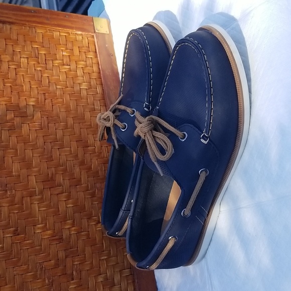 Men's Boat Shoe 8M - Picture 2 of 8
